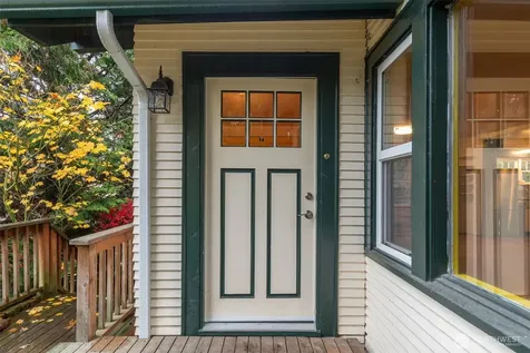 3007 S Court Street Seattle WA 98144