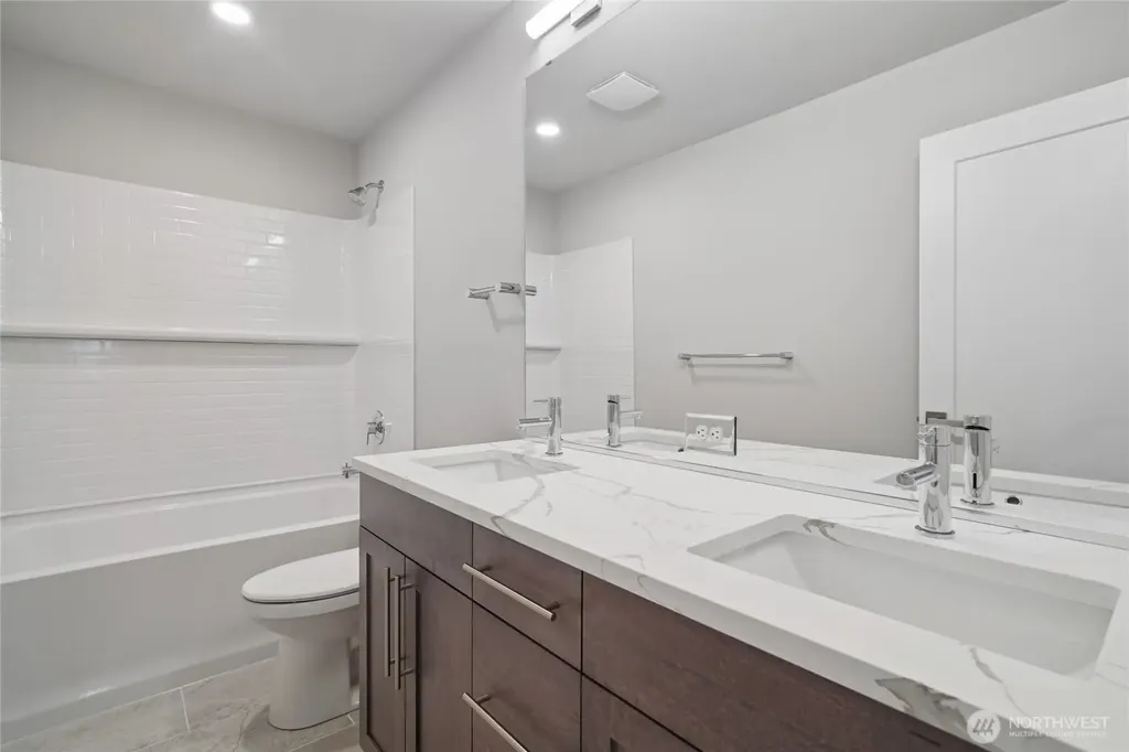 3822 194th Lane SE Bothell WA 98012