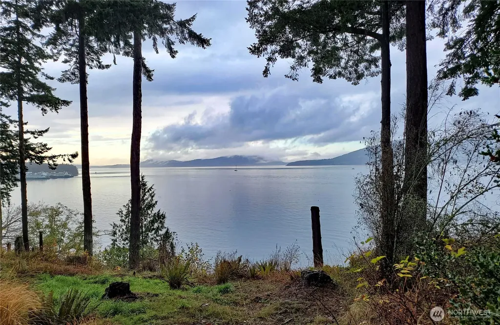 4100 Oakes Avenue Anacortes WA 98221
