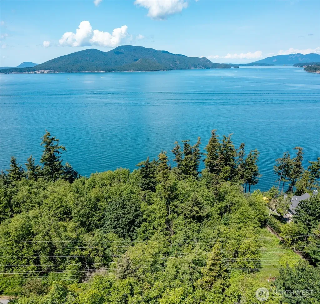 4100 Oakes Avenue Anacortes WA 98221