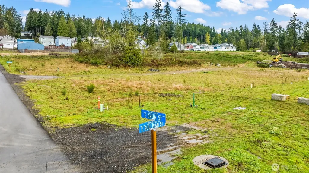 140 E Sullivan Street Allyn WA 98524