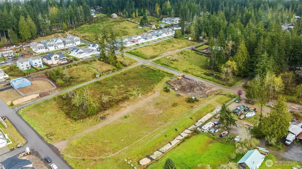 140 E Sullivan Street Allyn WA 98524