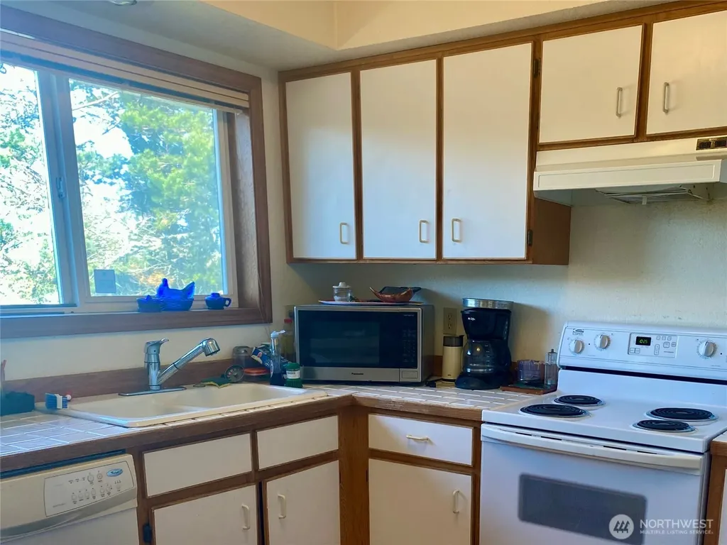 29008 K Lane Ocean Park WA 98640