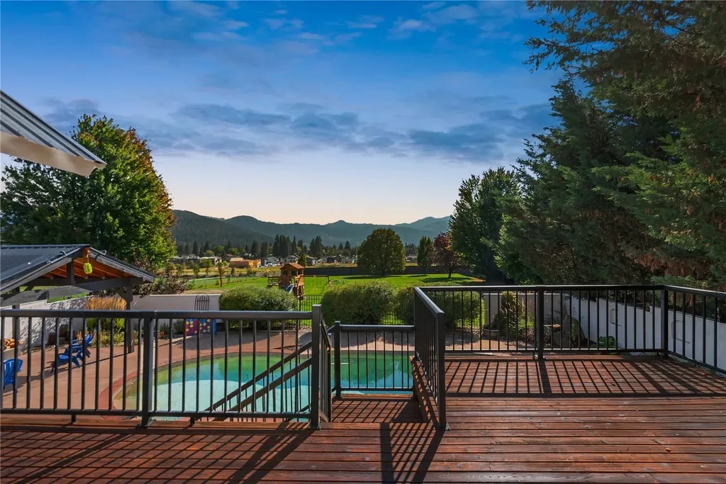 12345 Village View Drive Leavenworth WA 98826