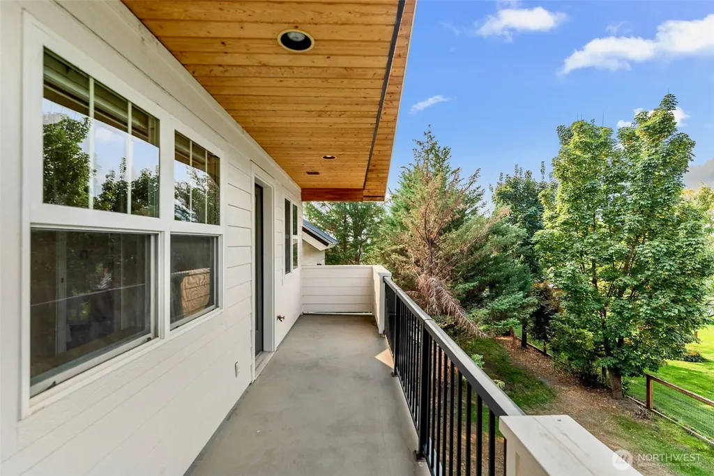 12345 Village View Drive Leavenworth WA 98826