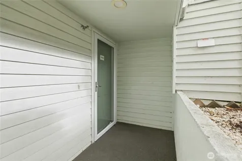 25035 98th Place S Kent WA 98030