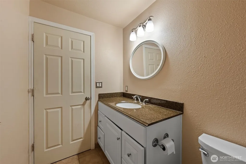 1411 D Street SW Ephrata WA 98823
