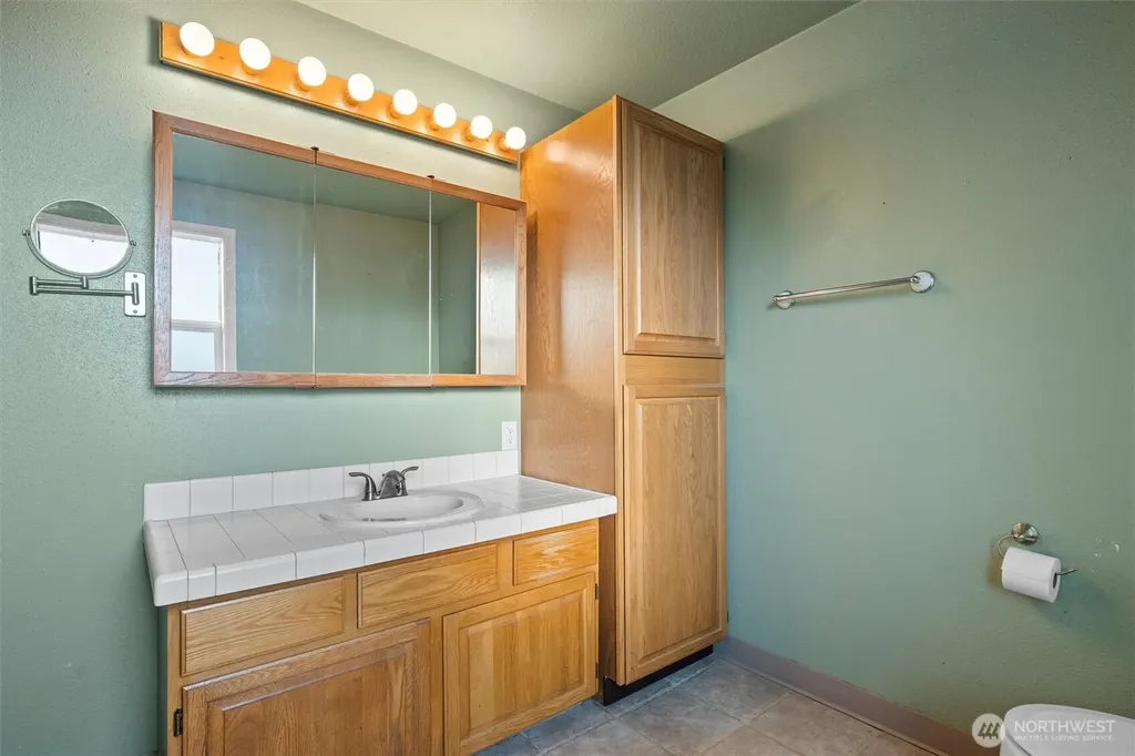 1411 D Street SW Ephrata WA 98823