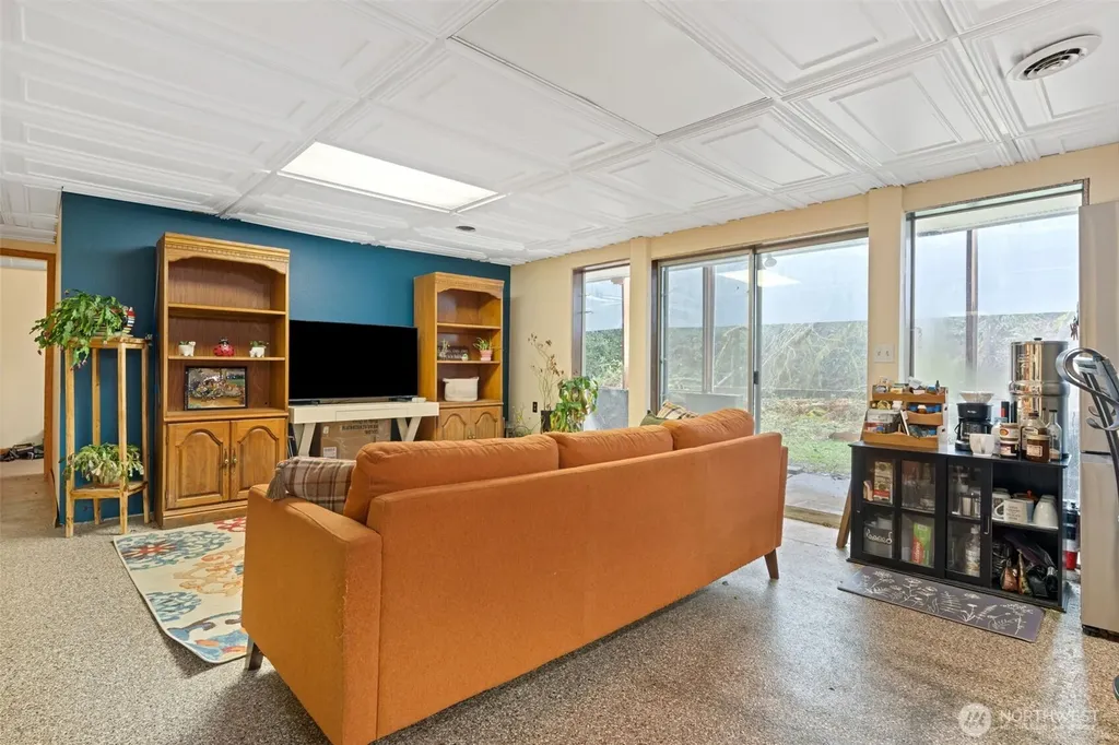 451 Elk Creek Chehalis WA 98532