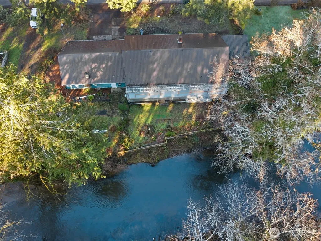 451 Elk Creek Chehalis WA 98532