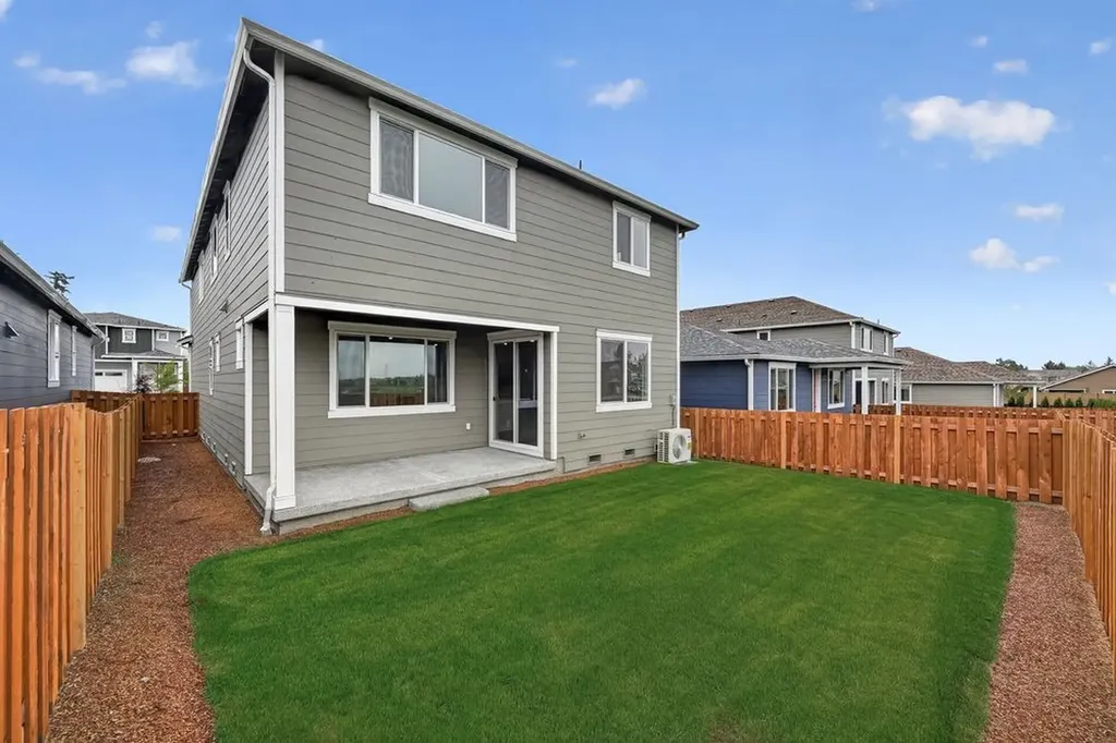 769 Weaver Drive E Enumclaw WA 98022