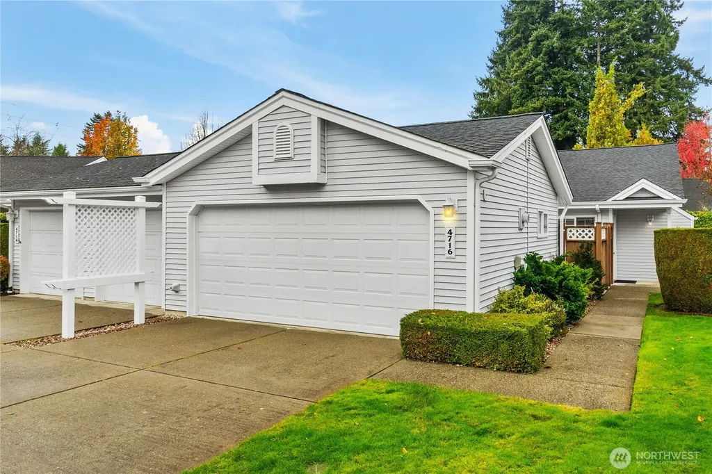 4716 Stratford Lane SE Olympia WA 98501
