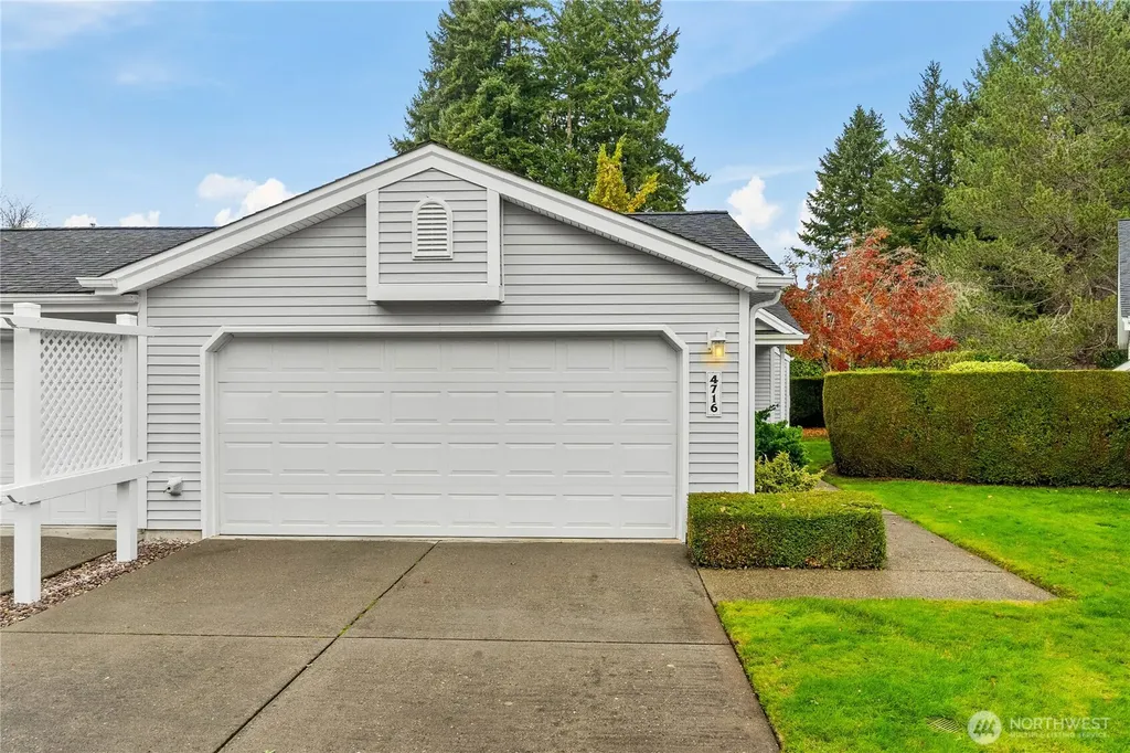 4716 Stratford Lane SE Olympia WA 98501