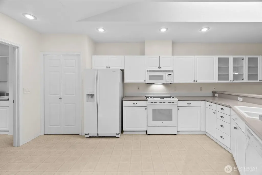 4716 Stratford Lane SE Olympia WA 98501