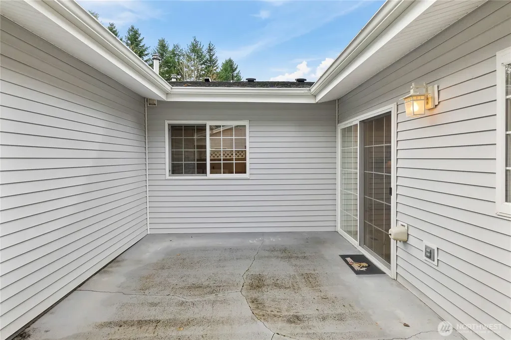 4716 Stratford Lane SE Olympia WA 98501