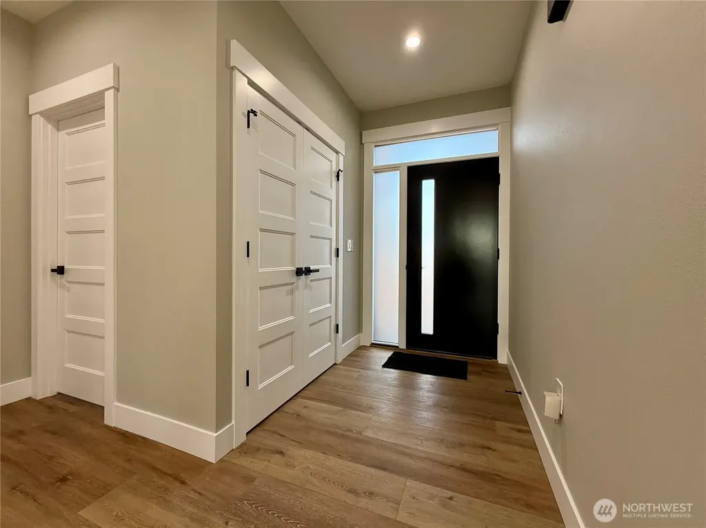 998 Alida Court SE Ocean Shores WA 98569