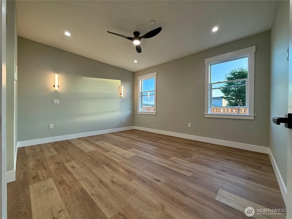 998 Alida Court SE Ocean Shores WA 98569