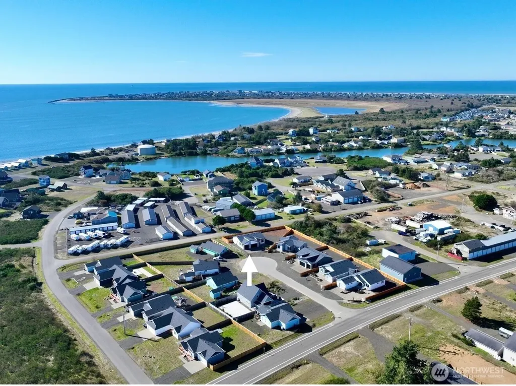 998 Alida Court SE Ocean Shores WA 98569