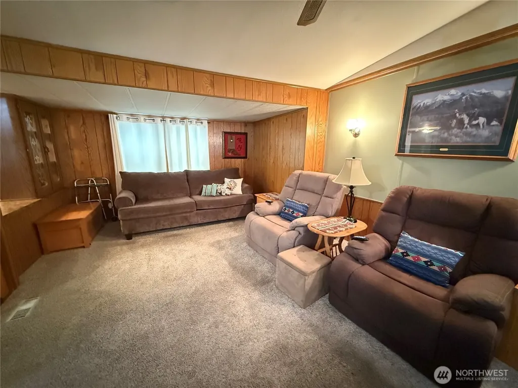 20718 9th Avenue Ct E Spanaway WA 98387