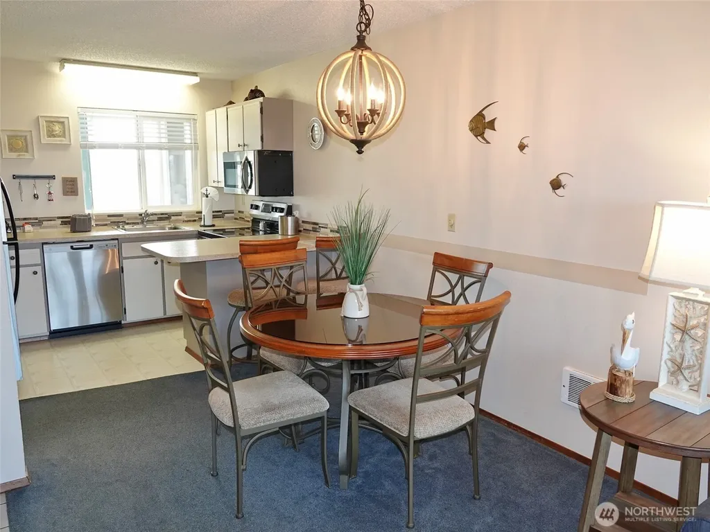 643 Ocean Shores Boulevard NW Ocean Shores WA 98569