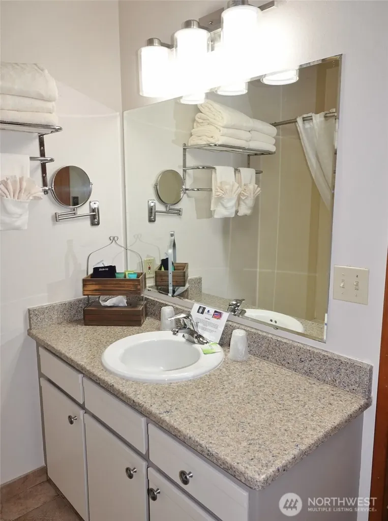 643 Ocean Shores Boulevard NW Ocean Shores WA 98569