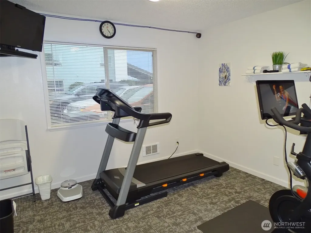 643 Ocean Shores Boulevard NW Ocean Shores WA 98569