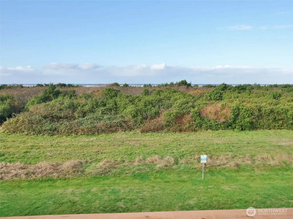 643 Ocean Shores Boulevard NW Ocean Shores WA 98569