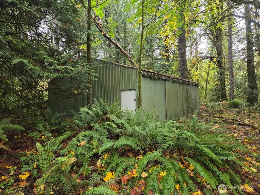 8721 Salty Drive NW Olympia WA 98502
