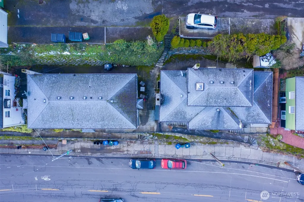 1809 5th Avenue N Seattle WA 98109