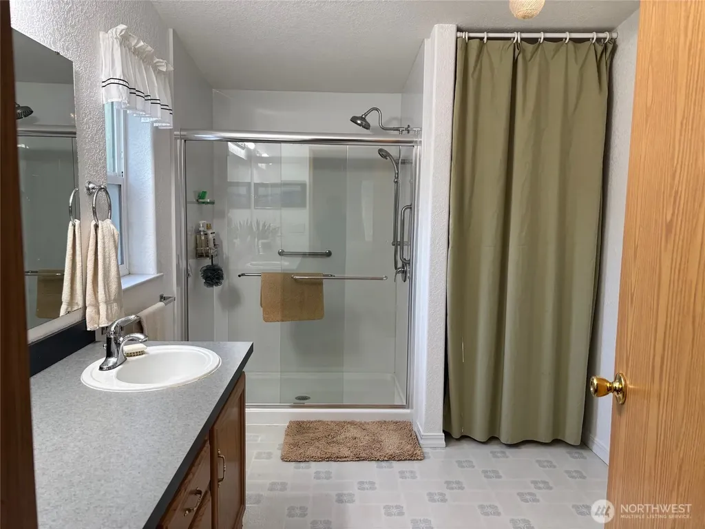 8370 Harborview Road Blaine WA 98230