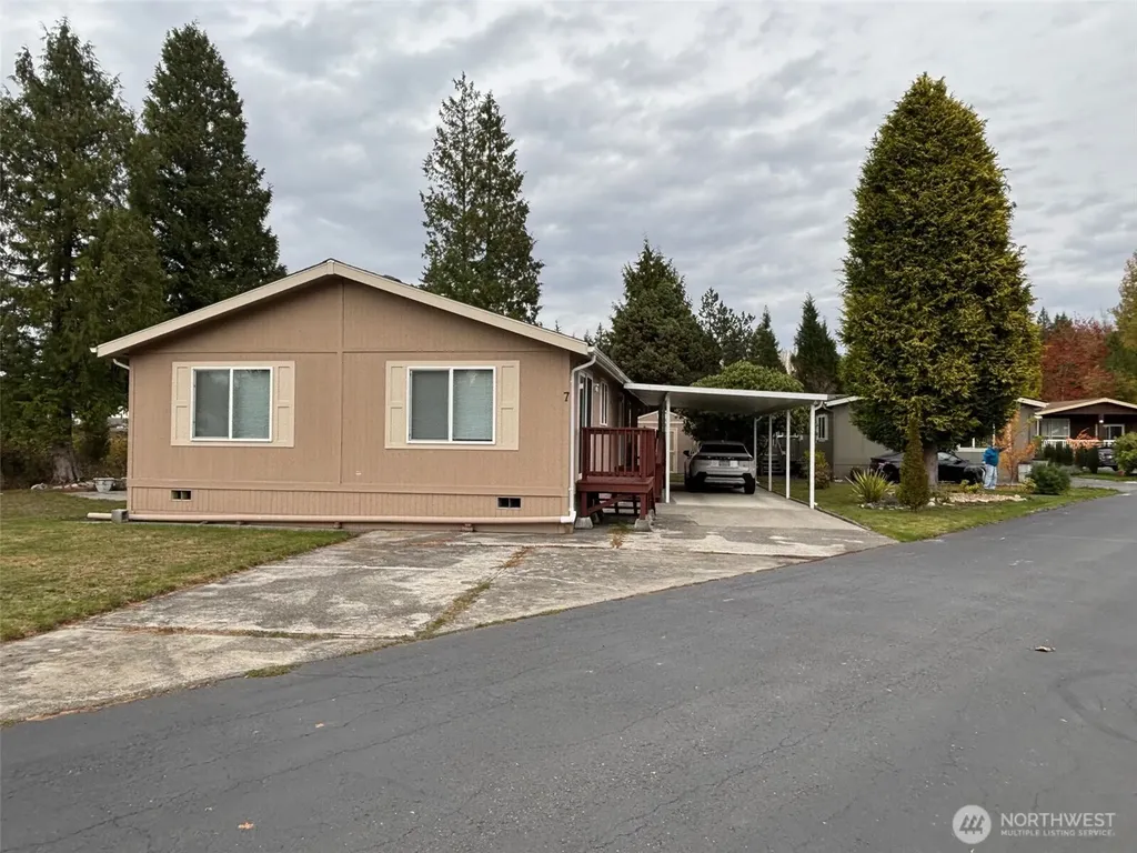 8370 Harborview Road Blaine WA 98230