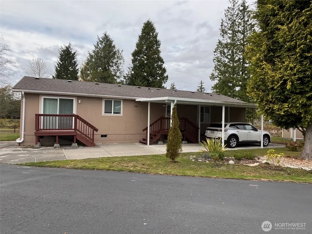 8370 Harborview Road Blaine WA 98230