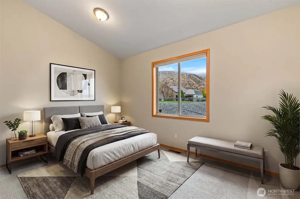537 Chrisand Lane Wenatchee WA 98801