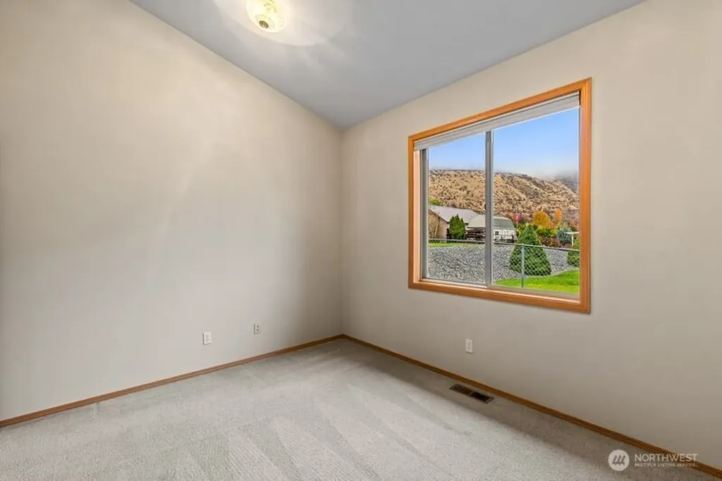 537 Chrisand Lane Wenatchee WA 98801
