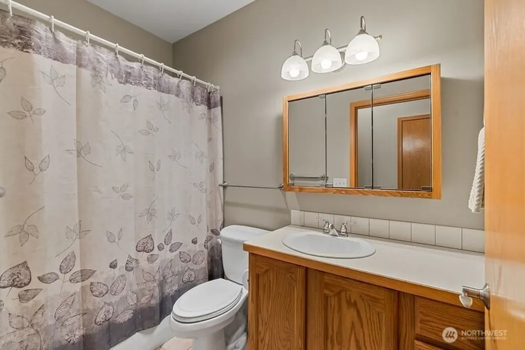 537 Chrisand Lane Wenatchee WA 98801