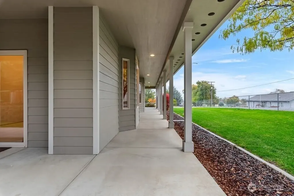 537 Chrisand Lane Wenatchee WA 98801
