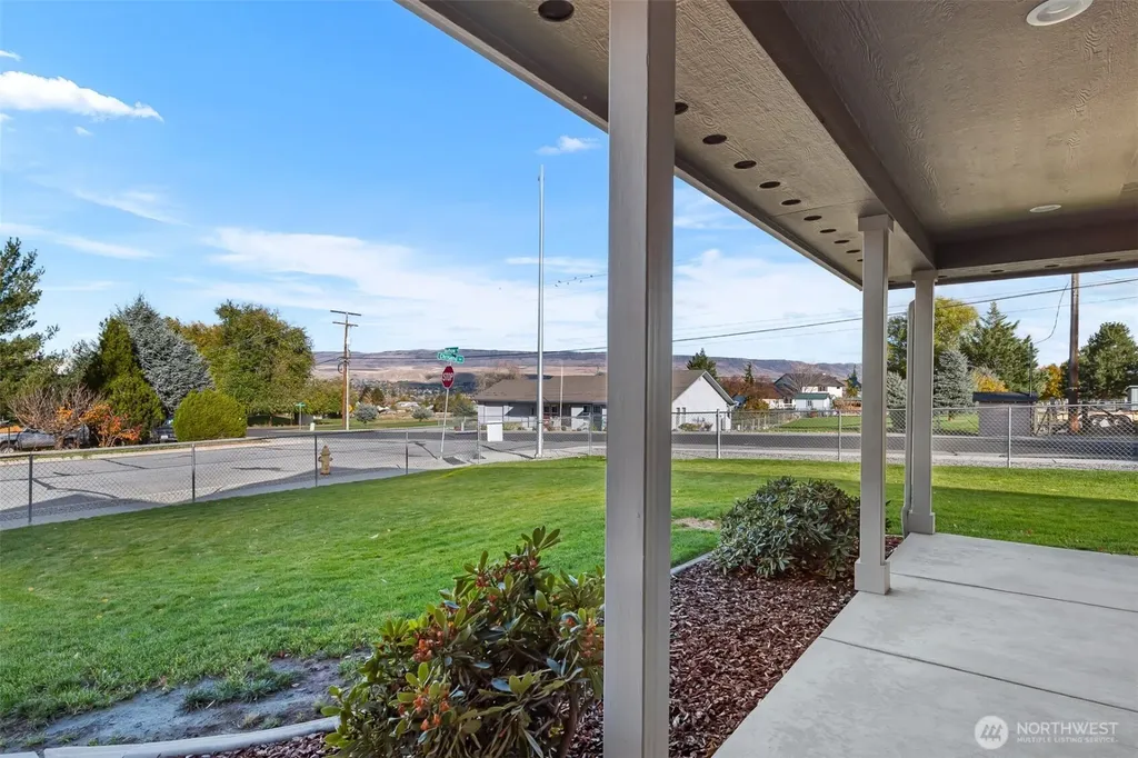 537 Chrisand Lane Wenatchee WA 98801