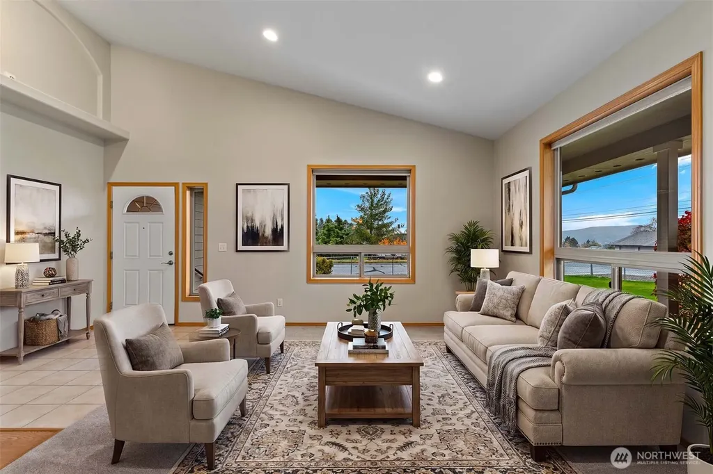 537 Chrisand Lane Wenatchee WA 98801