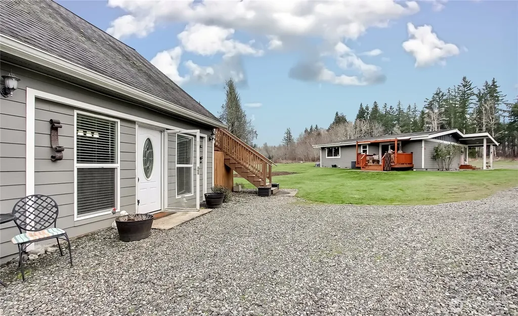 149 Barton Road Rochester WA 98579