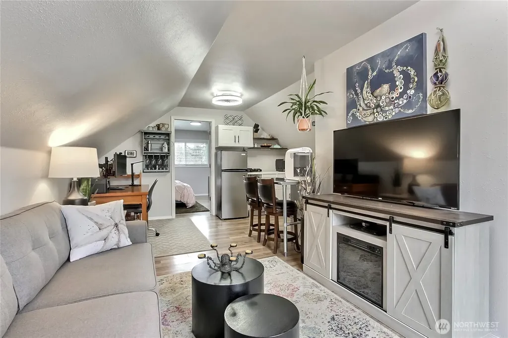 149 Barton Road Rochester WA 98579