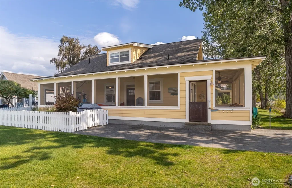 117 Barefoot Lane Oroville WA 98844