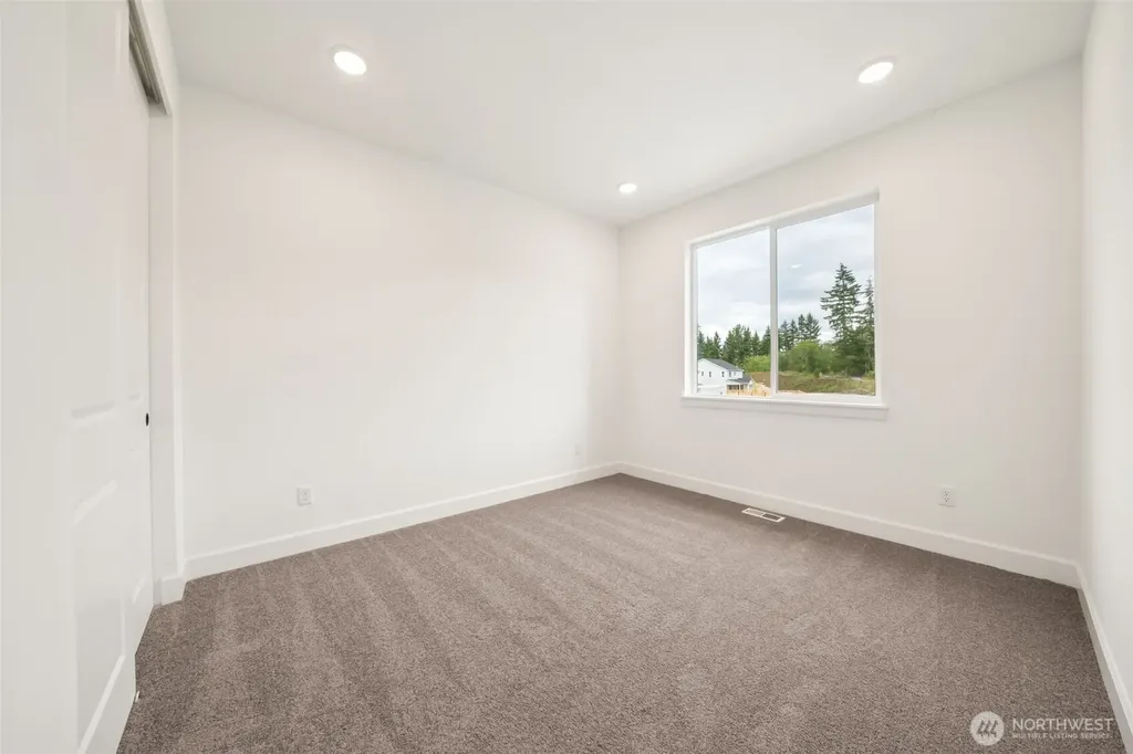 14536 203rd Avenue E Bonney Lake WA 98391