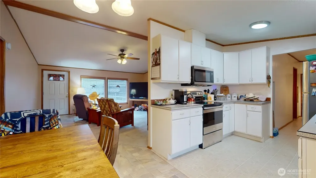1376 Holand Drive Grayland WA 98547