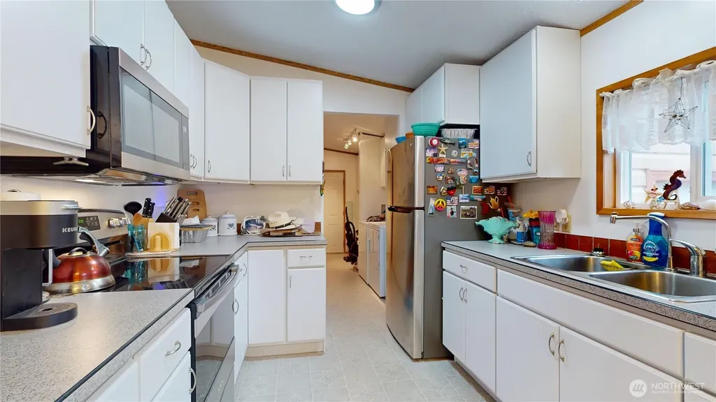 1376 Holand Drive Grayland WA 98547