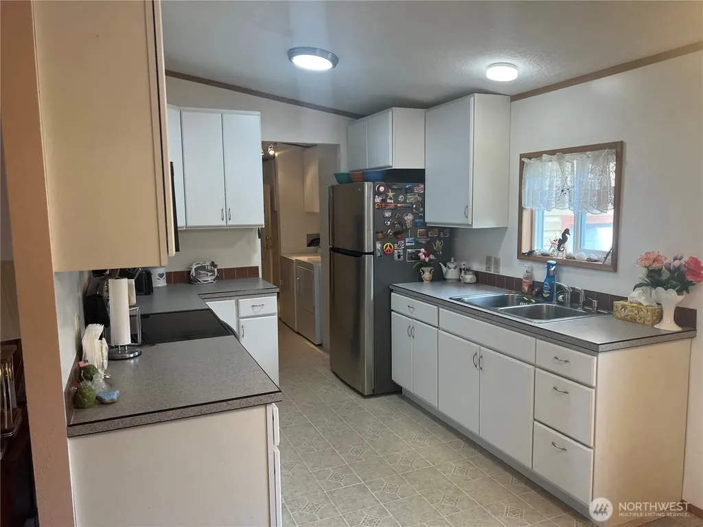 1376 Holand Drive Grayland WA 98547