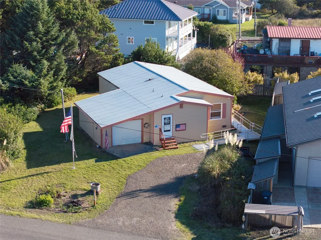 1376 Holand Drive Grayland WA 98547