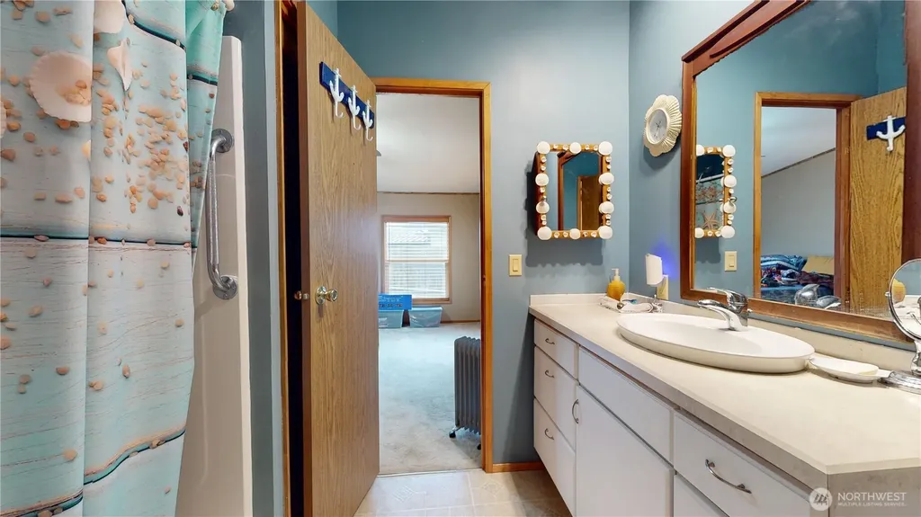 1376 Holand Drive Grayland WA 98547