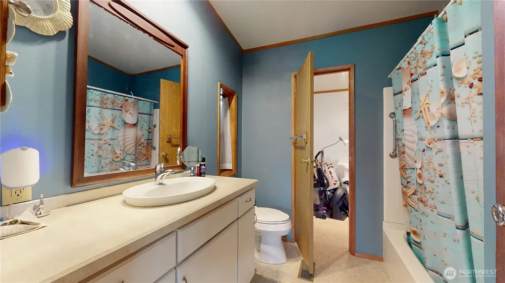 1376 Holand Drive Grayland WA 98547