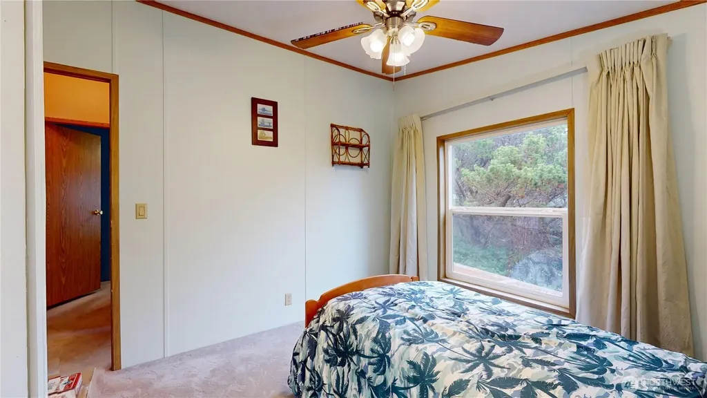 1376 Holand Drive Grayland WA 98547