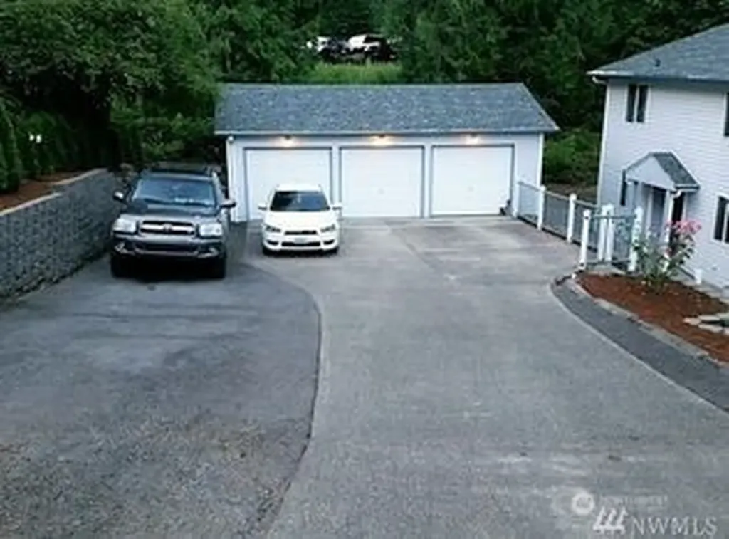 1277 Sherman Avenue Port Orchard WA 98366